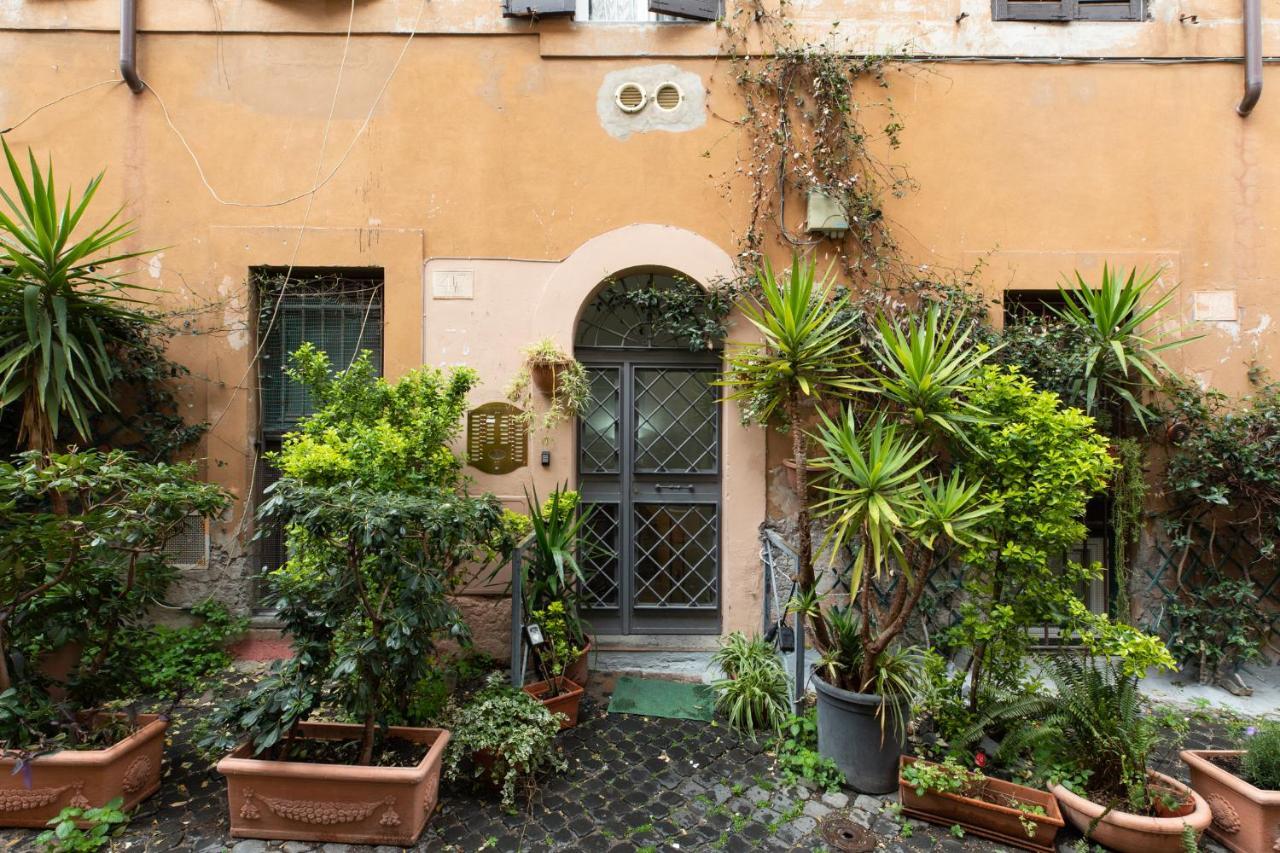 Apartament Iflat Small Studio In The Heart Of Trastevere Rzym Zewnętrze zdjęcie